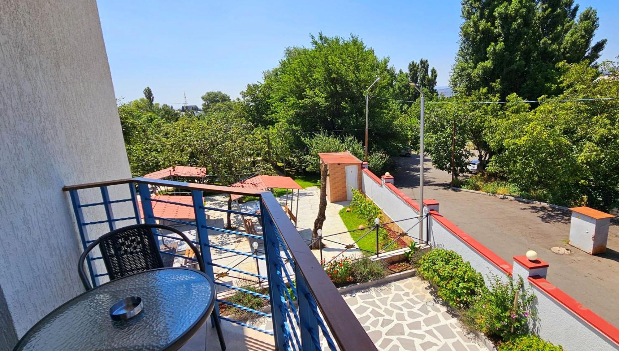 Sierra Hotel Tbilisi Exterior photo