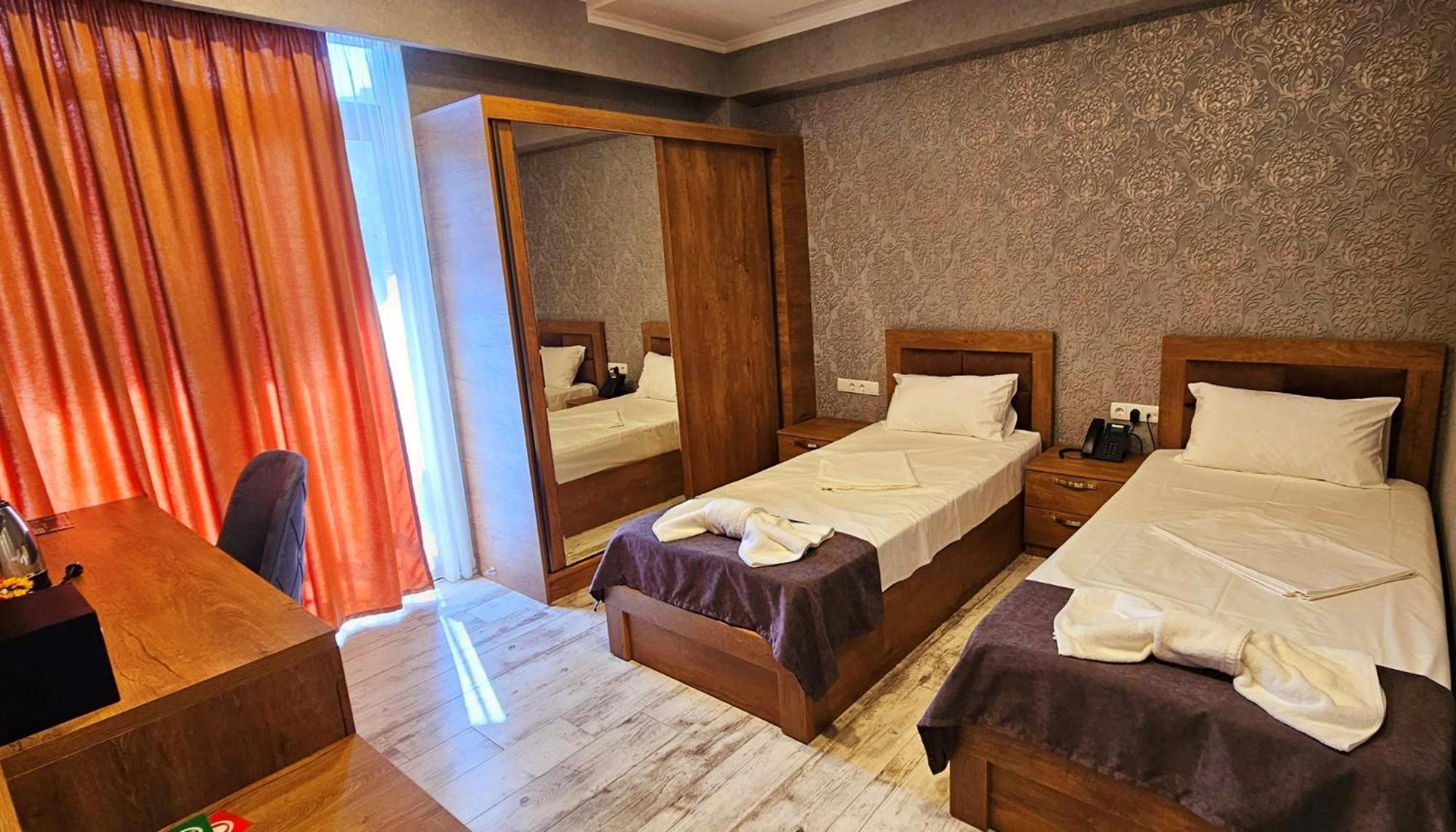 Sierra Hotel Tbilisi Exterior photo